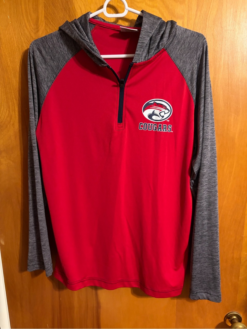 Colosseum Red and Gray Cougars Youth Hooded Performance Pullover